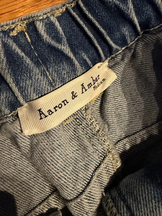 Aaron & Amber High-Rise Barrel Jeans Cotton Sz M Straight denim Wide Medium Wash - Picture 4 of 9